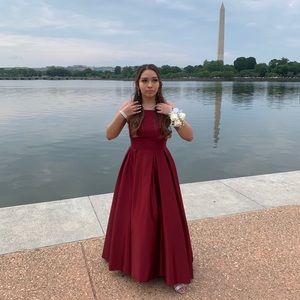Red wine prom dress only used once and never again